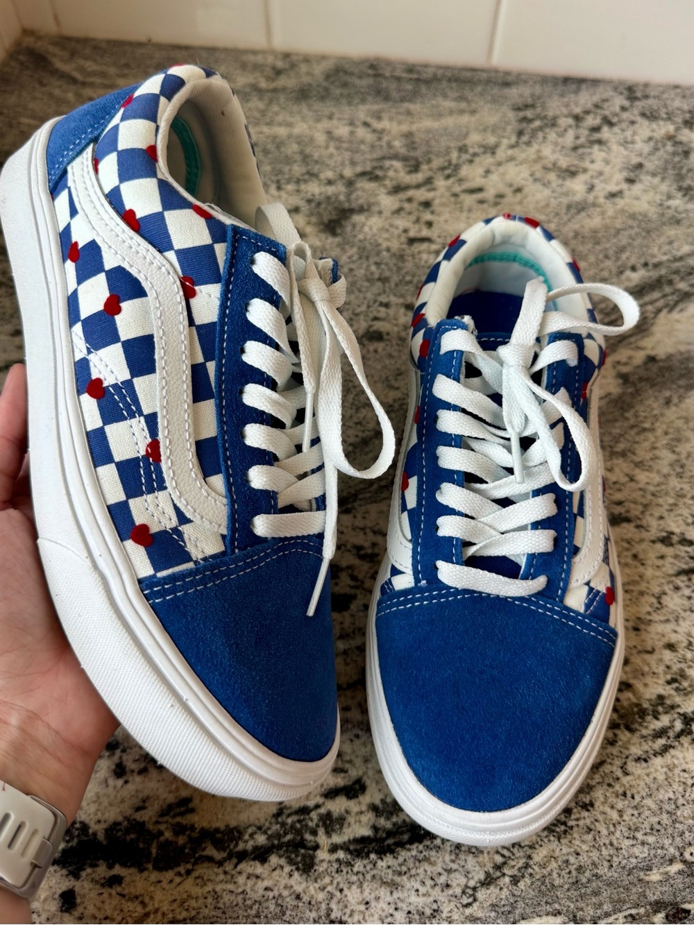Vans Comfycush Od Skool Autism Awareness Heart/True Blue. Size 7. New in box.